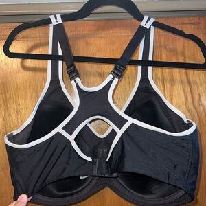 40F Underwire Sports Bra